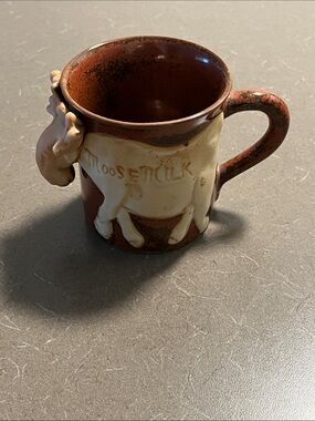 Vtg 3D “Moose Milk” Brown and Cream Stoneware Moose Mug 3.5x4” high